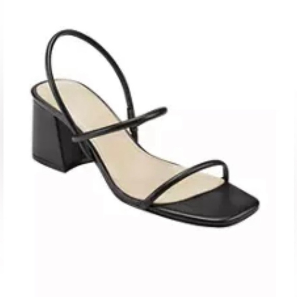 Strappy Black Chunky Heel Sandals